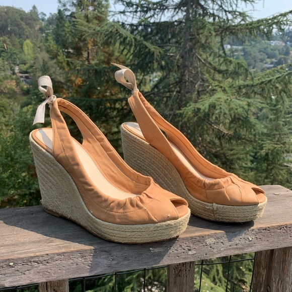 Coach Wedge - Picture 6 of 7